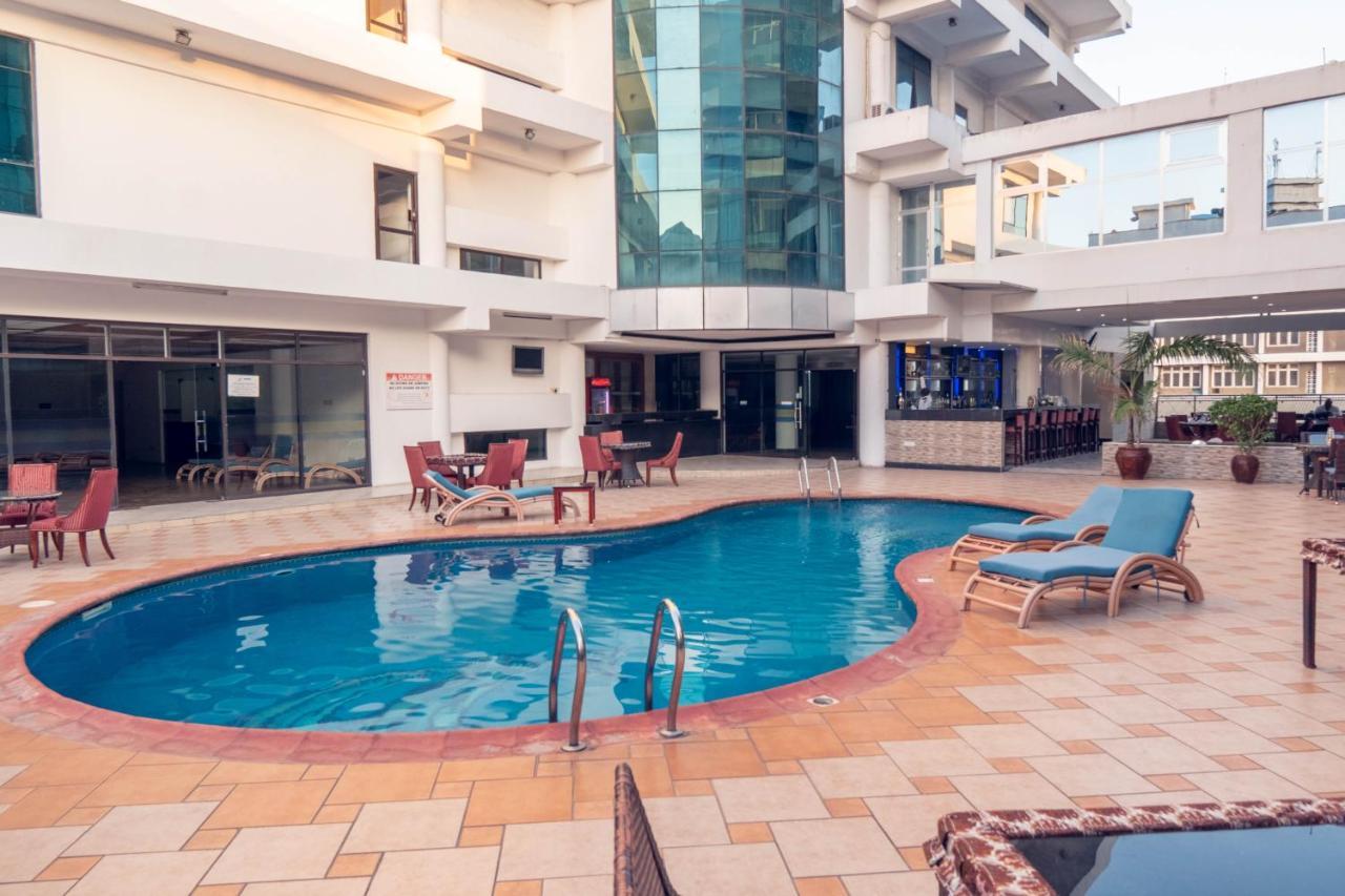 דאר א-סאלאם Peacock Hotel מראה חיצוני תמונה